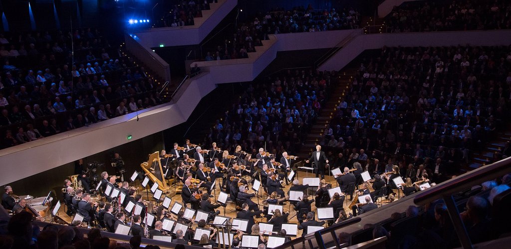 "The audience was standing and roaring"  - The Guardian, The Times and the Wiener Zeitung overwhelmed by Iván Fischer and the BFO