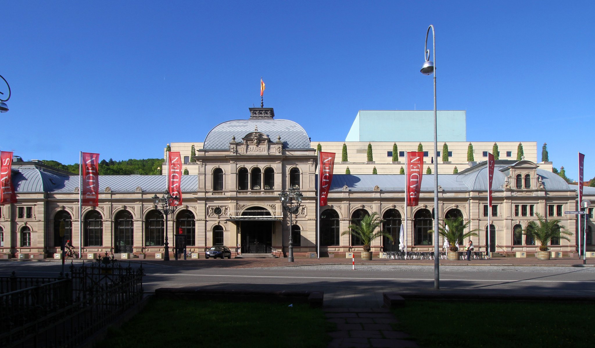 Baden-Baden-Festspielhaus-Alter_Bahnhof-08-Nordostseite-gje