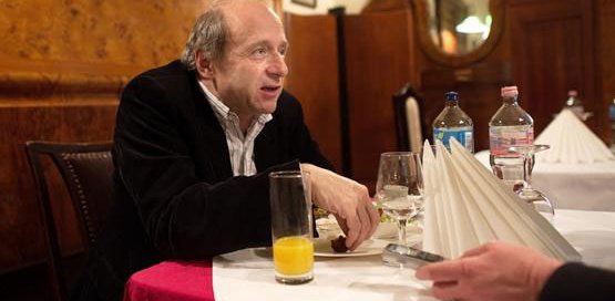 „Ez a sok mocsok kikerült a szőnyeg alól”