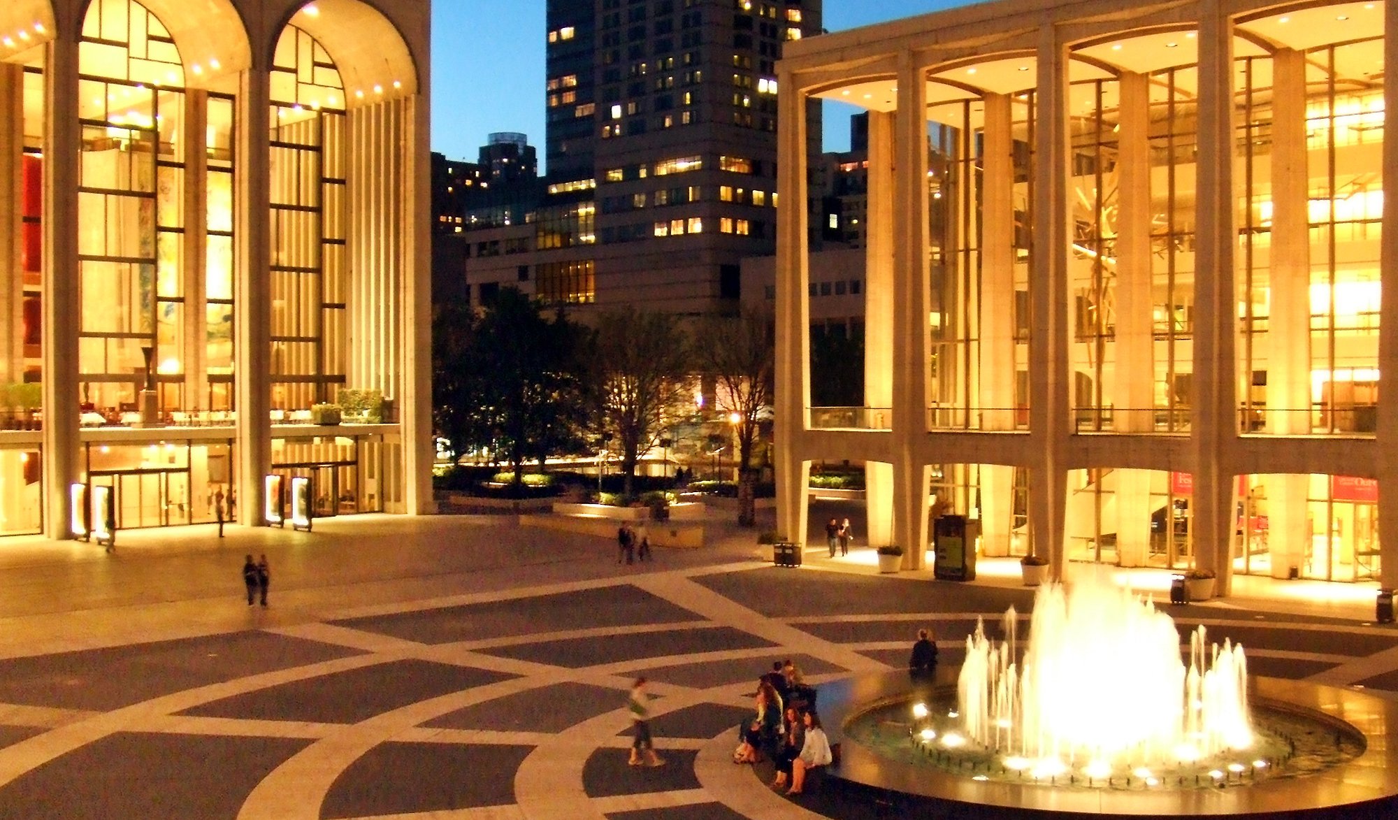 Lincoln_Center_Twilight.jpg