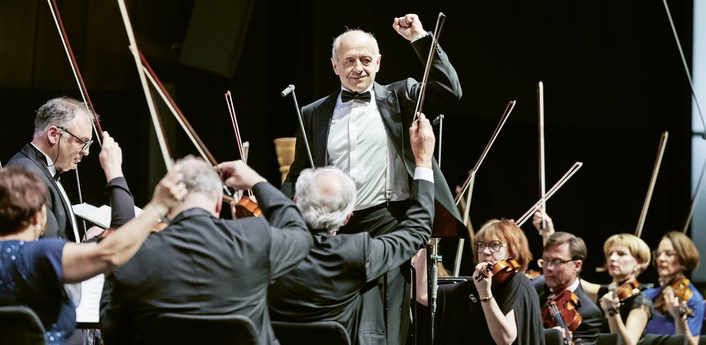 Sztárkarmester, új gyerekopera, Titokkoncert