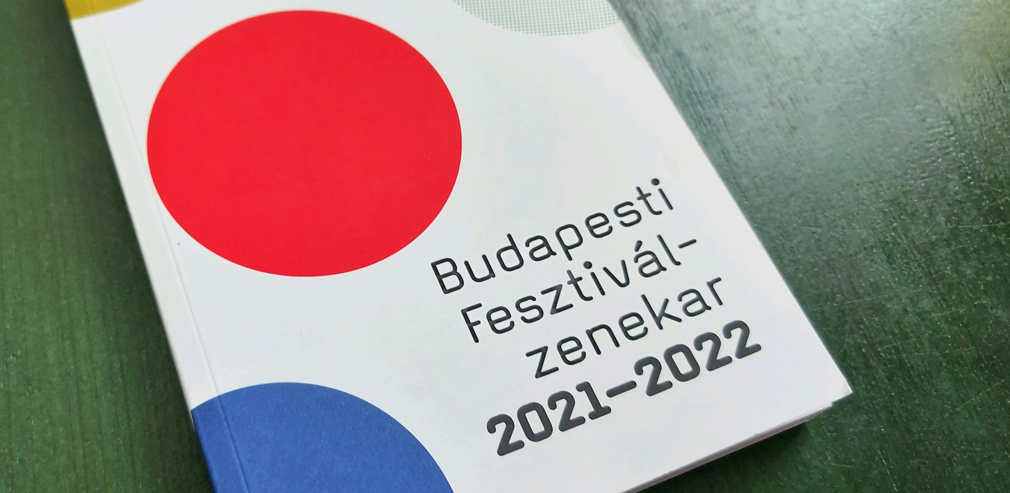 BFZ-szezonfüzet 2021–22