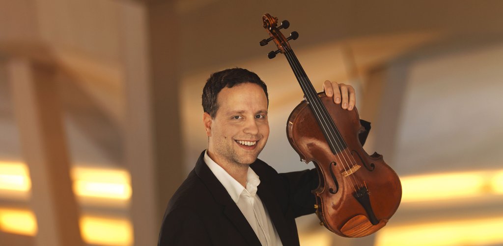 „Felemelő és tisztító élmény” – Mozart grandiózus mesterművét játssza Szűcs Máté a BFZ-vel