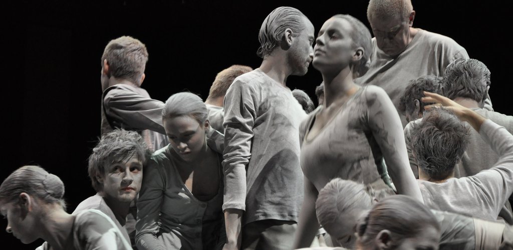 Don Giovanni goes on tour
