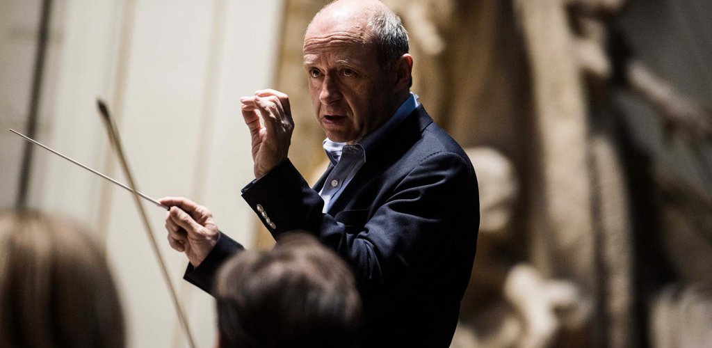 Fischer Iván káprázatos előadása a bartóki zene gyökereiről