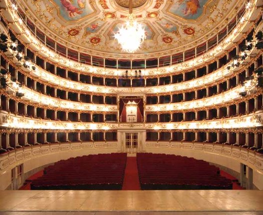 teatro-valli-sala-2.jpg