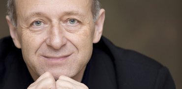 Fischer Iván fontos feladatot kapott a német kormánytól